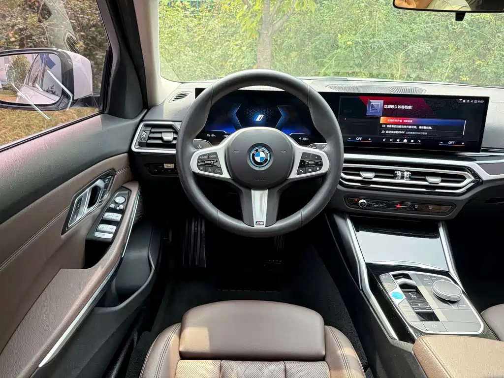 BMW i3 — миниатюра 13