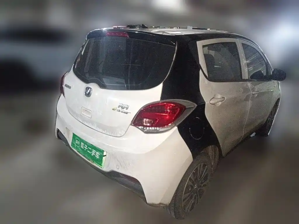 Changan Benben E-Star — миниатюра 8