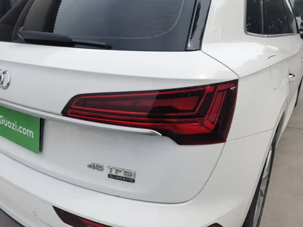 Audi Q5L — миниатюра 8