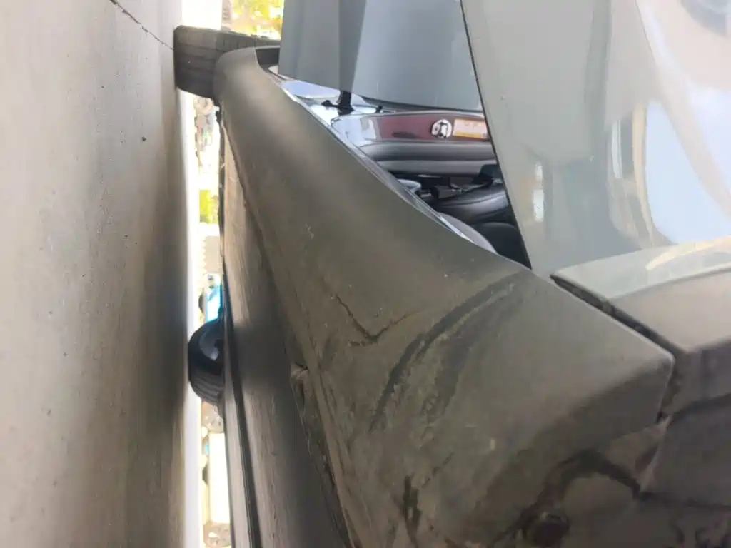 Tesla Model Y — миниатюра 21