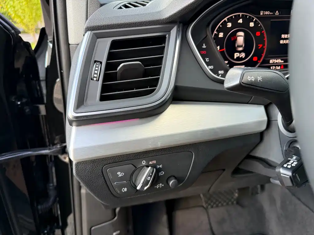 Audi Q5L — миниатюра 22