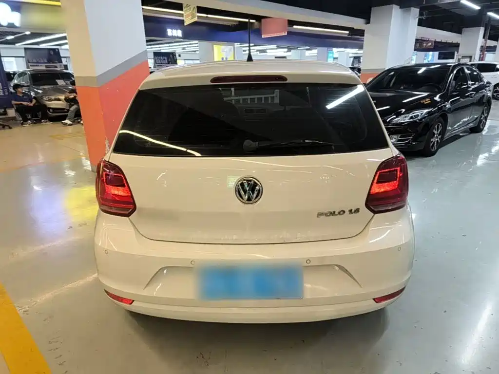 Volkswagen Polo — миниатюра 6