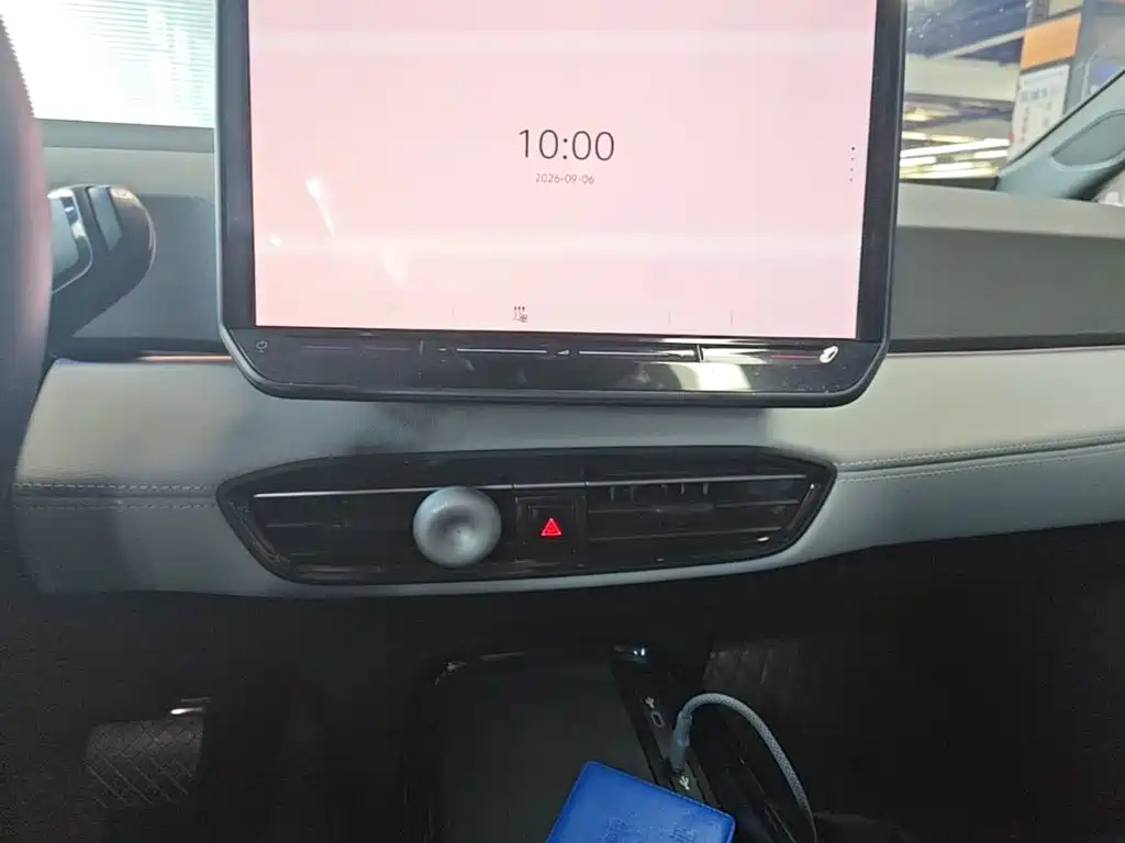 Volkswagen ID.3 — миниатюра 13