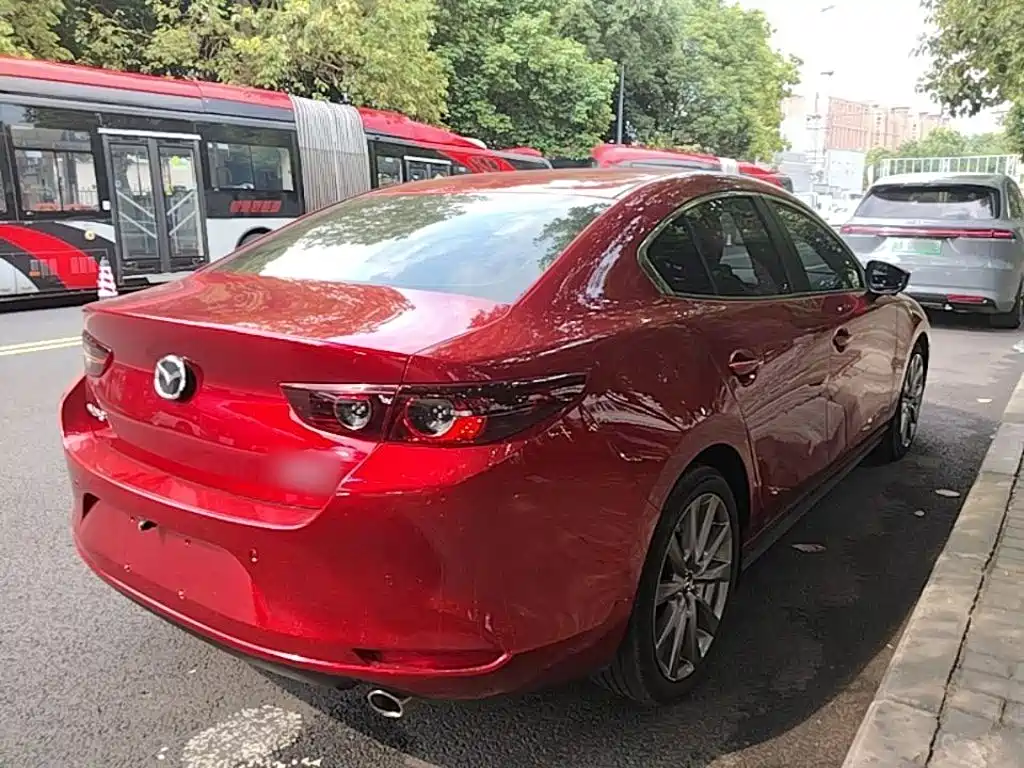 Mazda 3 Axela — миниатюра 7