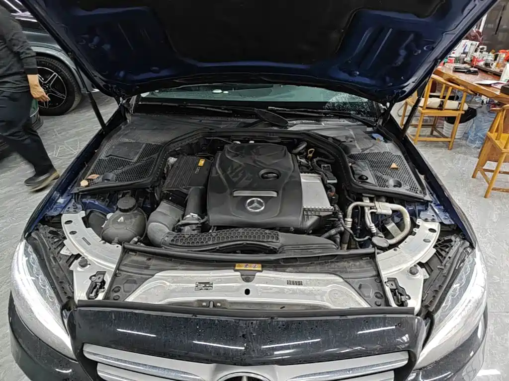 Mercedes-Benz C-Class — миниатюра 20