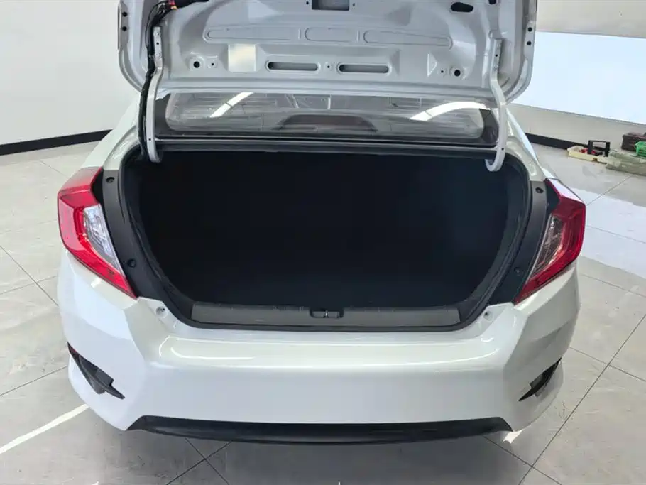 Honda Civic 2019 180TURBO CVT VI