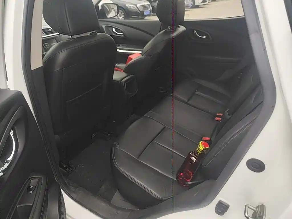 Renault Kadjar — миниатюра 17