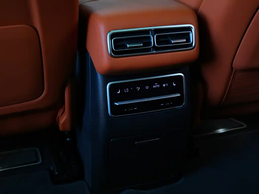 Li Auto Li L7 — миниатюра 13
