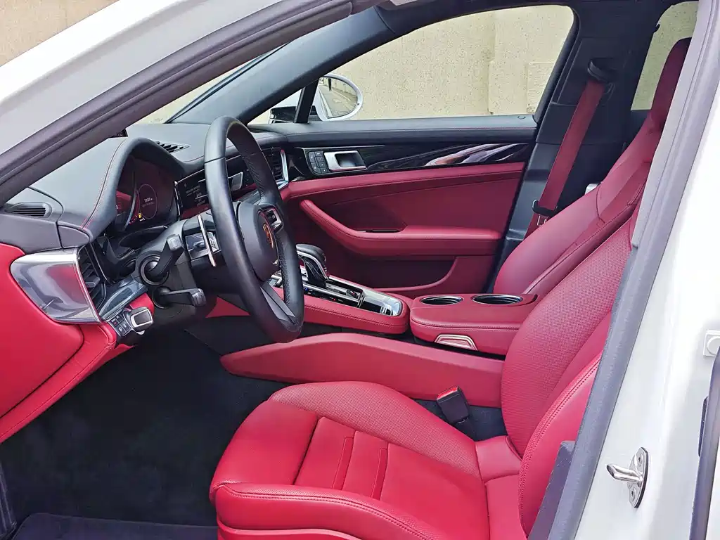 Porsche Panamera — миниатюра 11