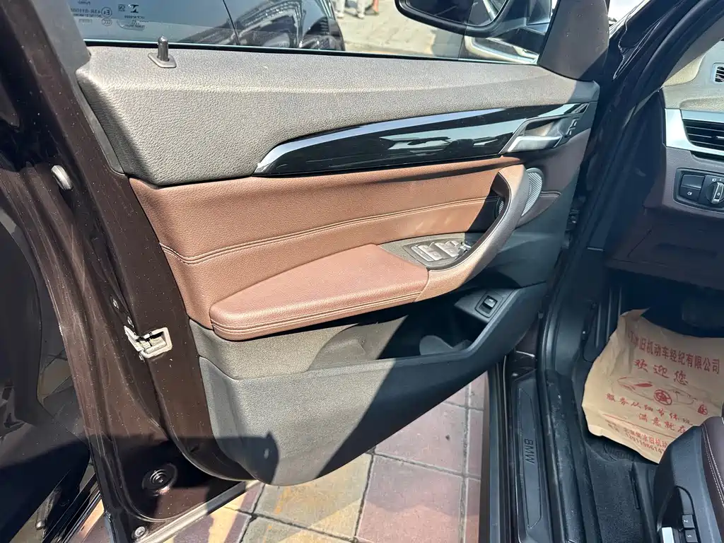 BMW X1 — миниатюра 3