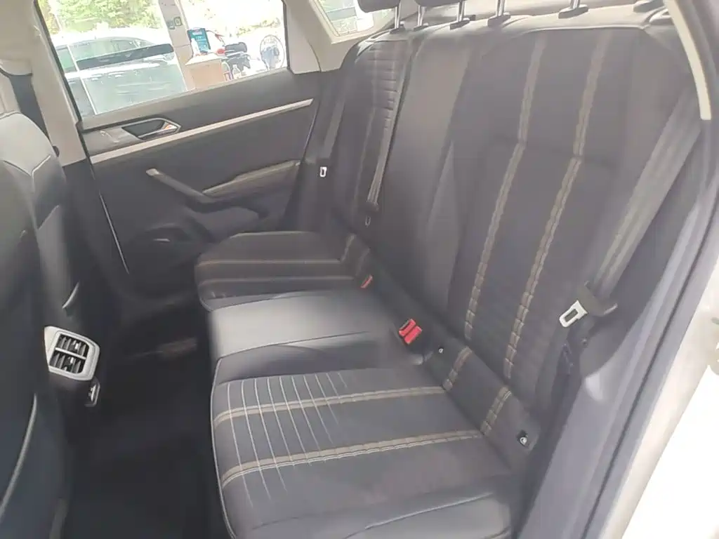 Volkswagen Lavida — миниатюра 17