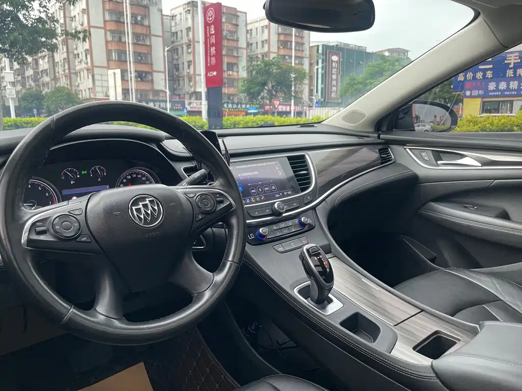 Buick LaCrosse — миниатюра 16