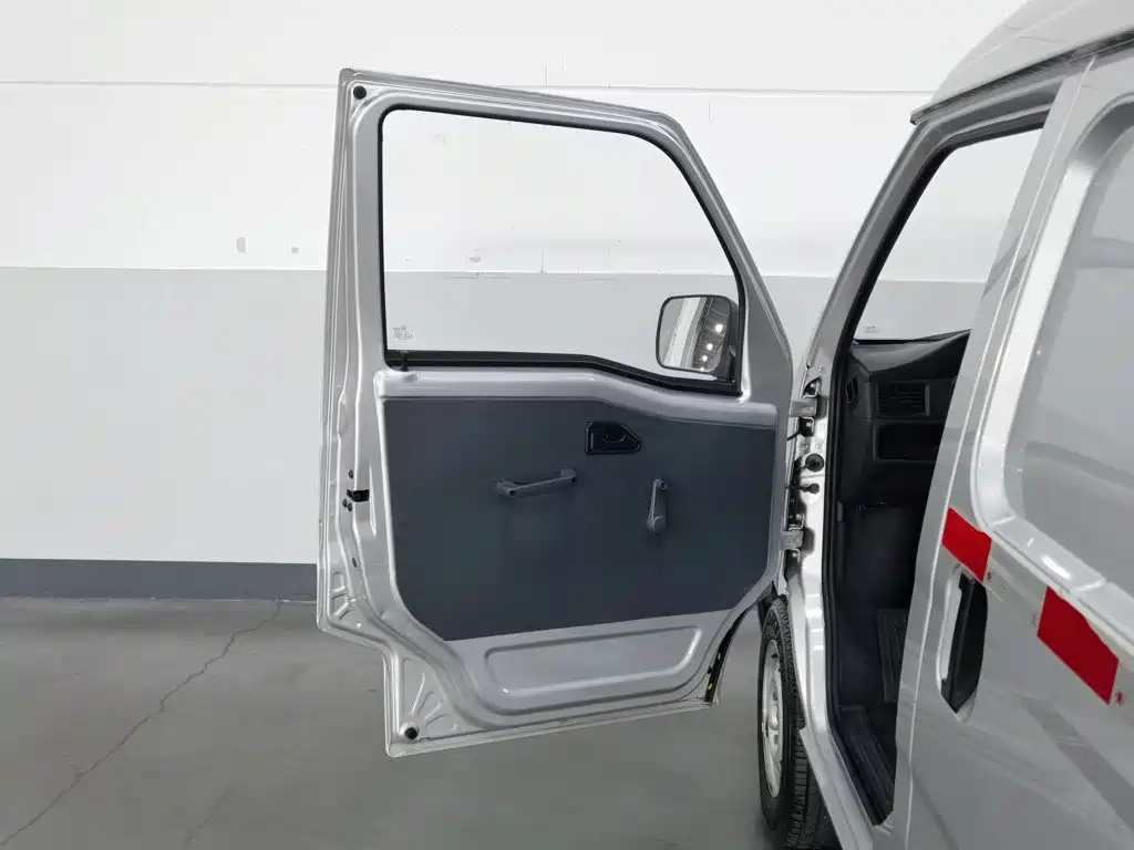 Wuling Zhiguang — миниатюра 8