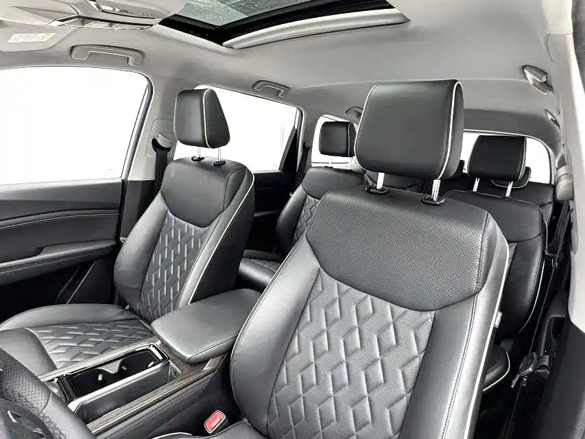 Wuling Jiachen — миниатюра 17