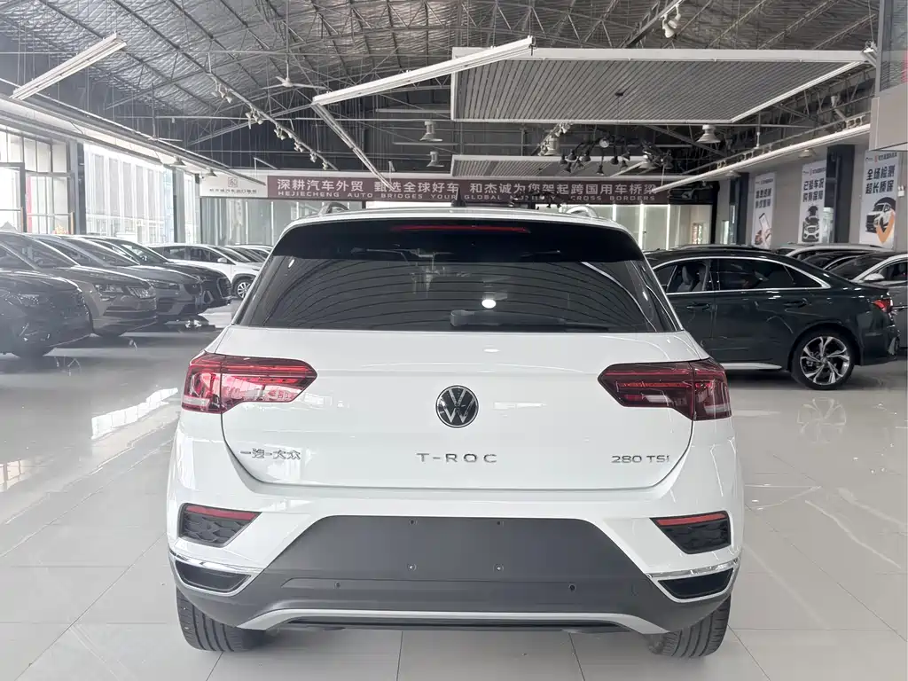 Volkswagen T-Roc — миниатюра 15