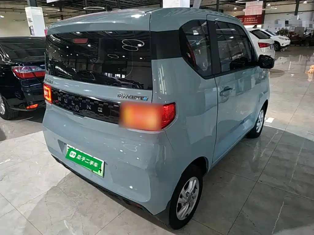 Wuling MINIEV — миниатюра 7