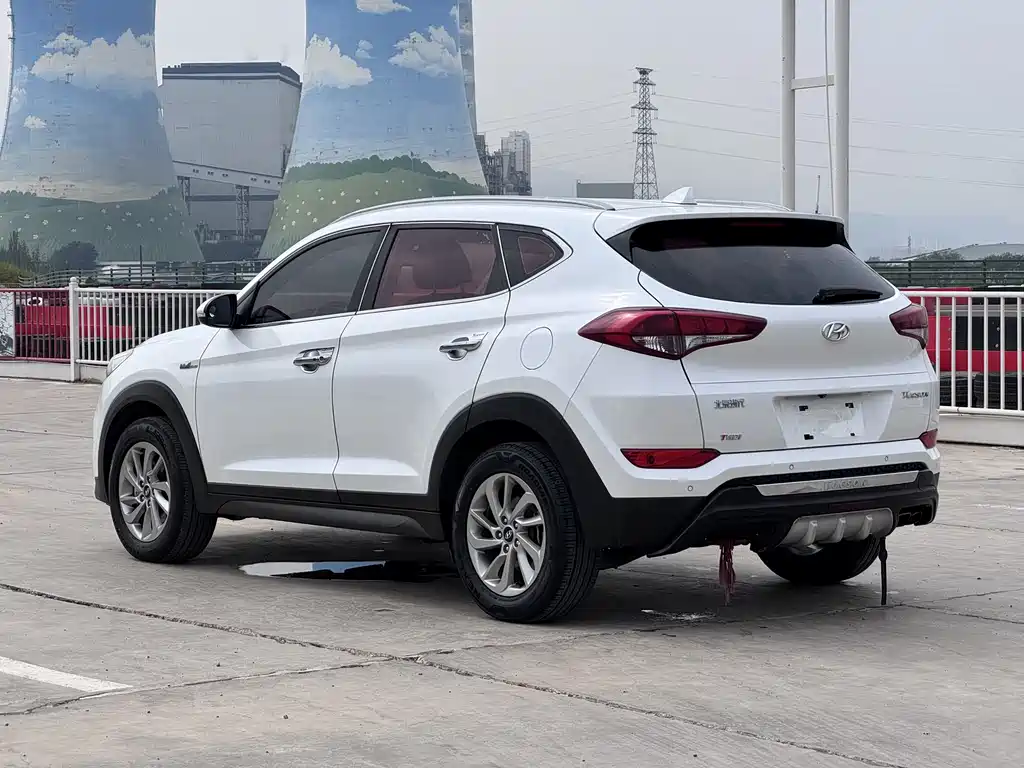 Hyundai Tucson — миниатюра 12