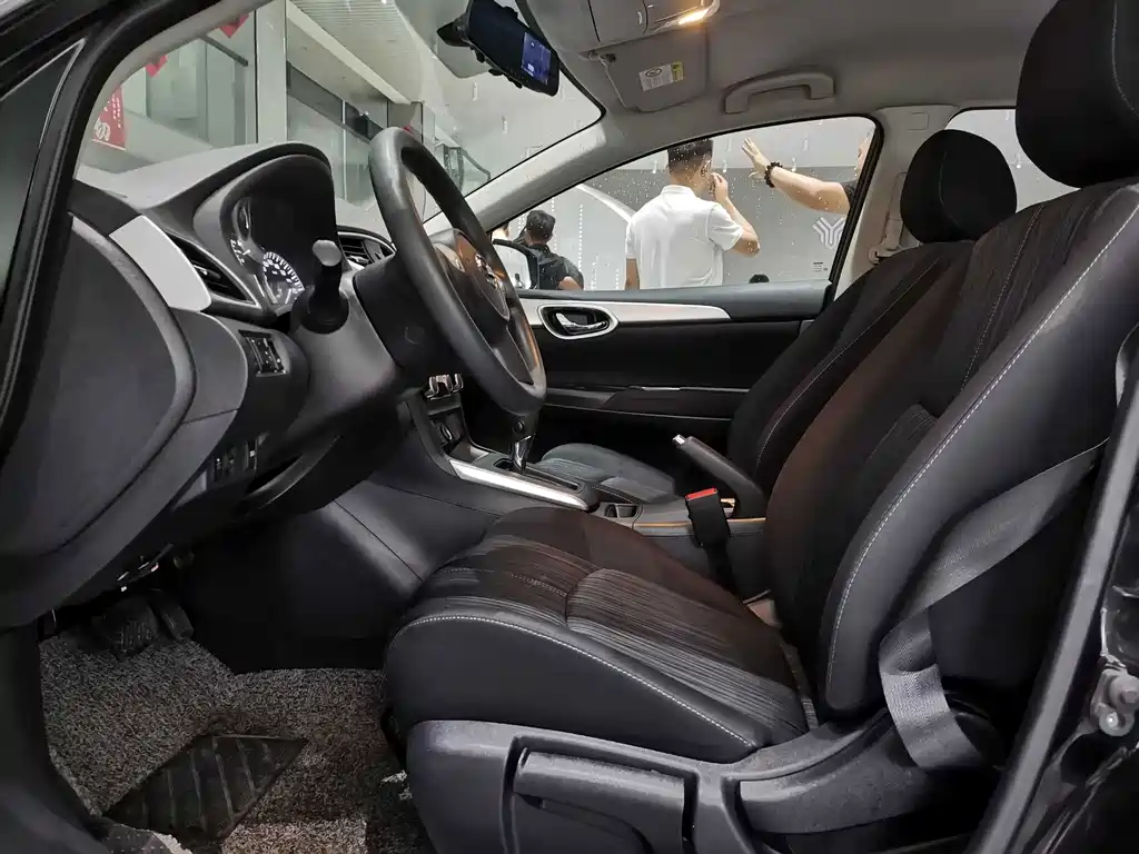 Nissan Sylphy — миниатюра 6