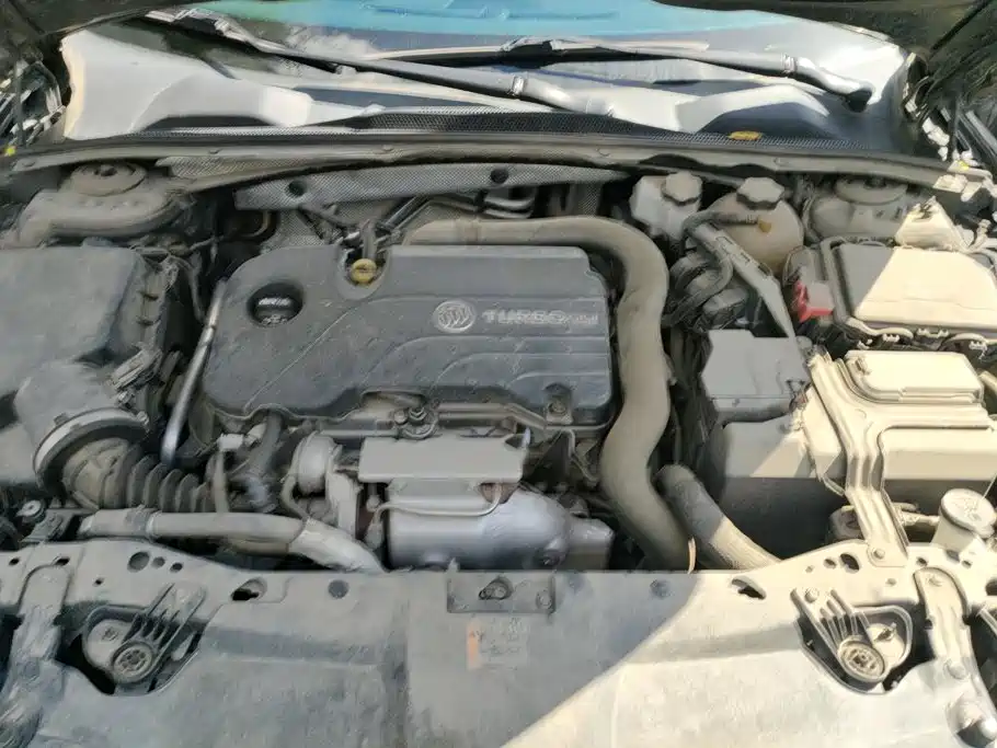 Buick Regal — миниатюра 10