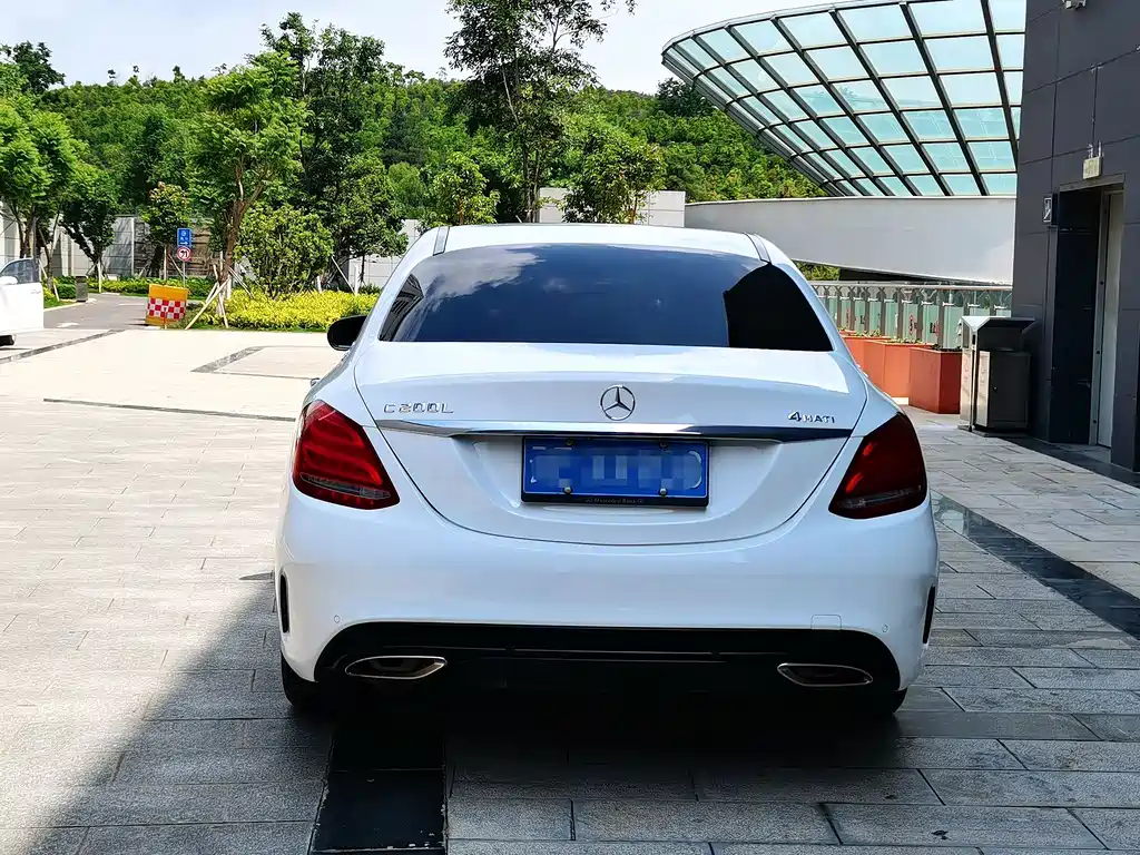 Mercedes-Benz C-Class — миниатюра 4