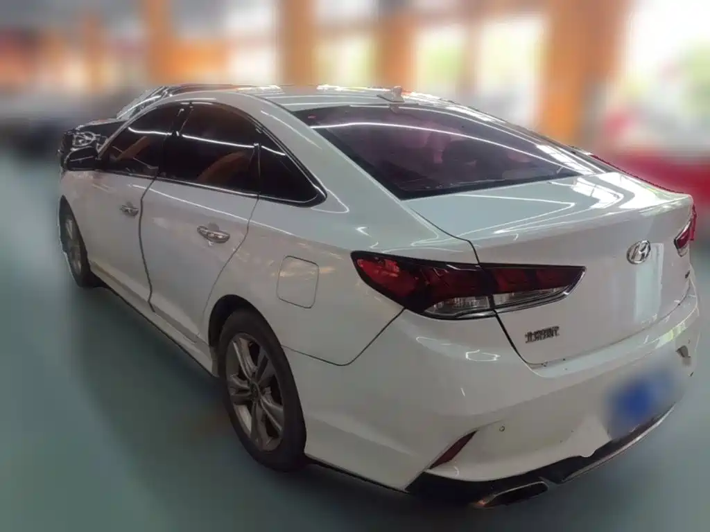 Hyundai Sonata — миниатюра 7