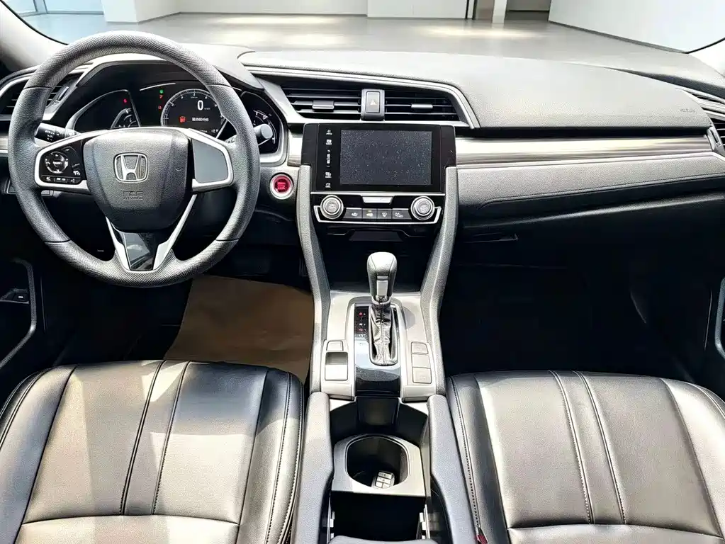 Honda Civic — миниатюра 4