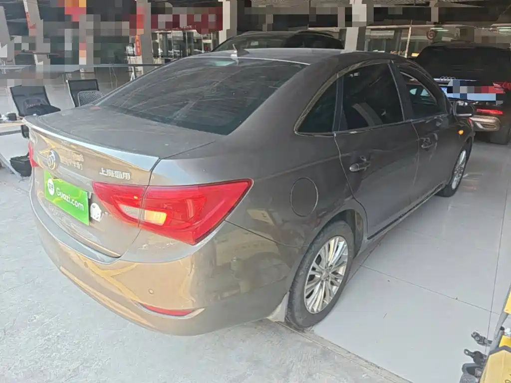 Buick Excelle — миниатюра 7