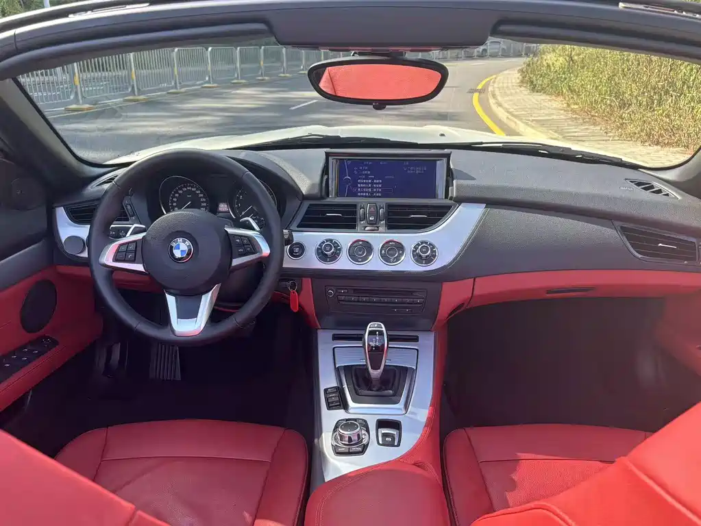BMW Z4 — миниатюра 9