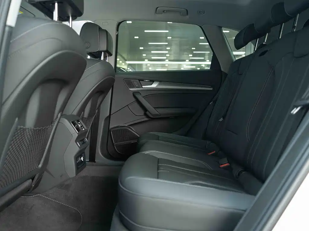 Audi Q5L — миниатюра 15