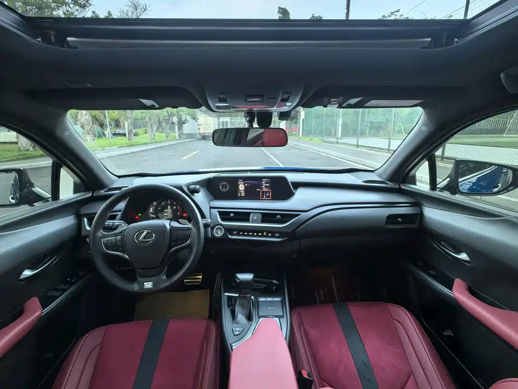 Lexus UX — миниатюра 8