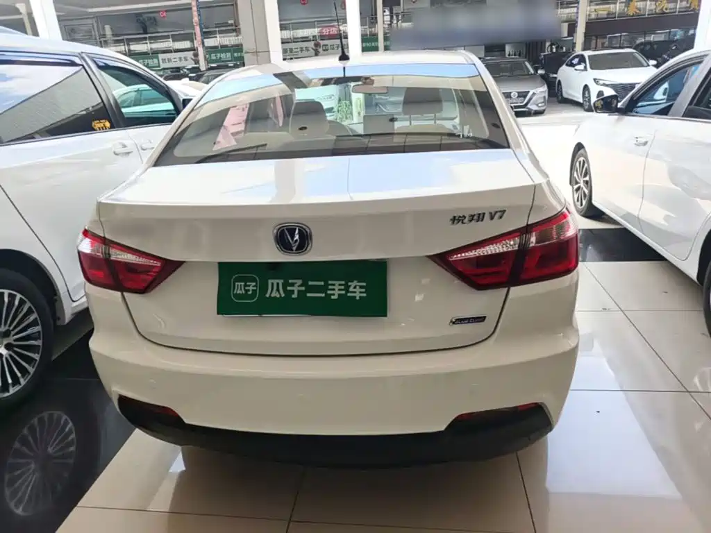 Changan V7 — миниатюра 6