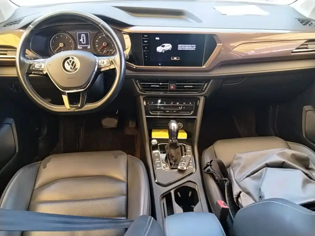 Volkswagen Tharu — миниатюра 10