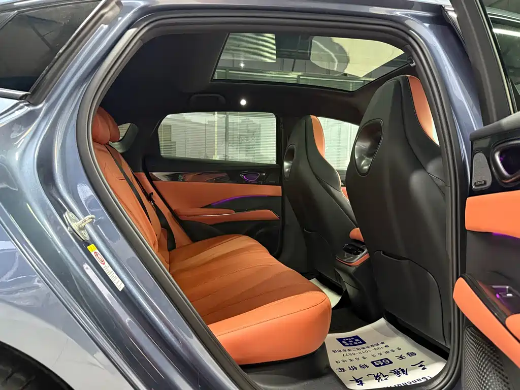 BYD Seal — миниатюра 13