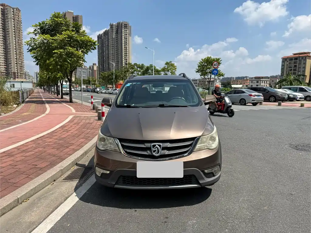 Baojun 730 — миниатюра 2