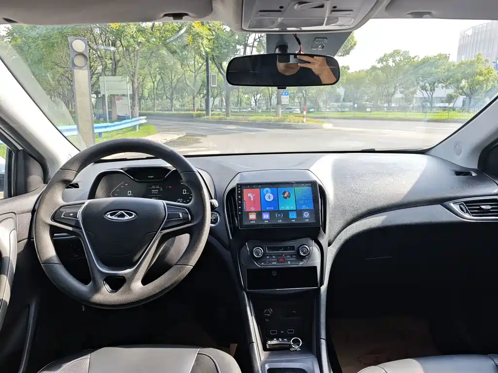 Chery New Energy Arrizo e — миниатюра 6