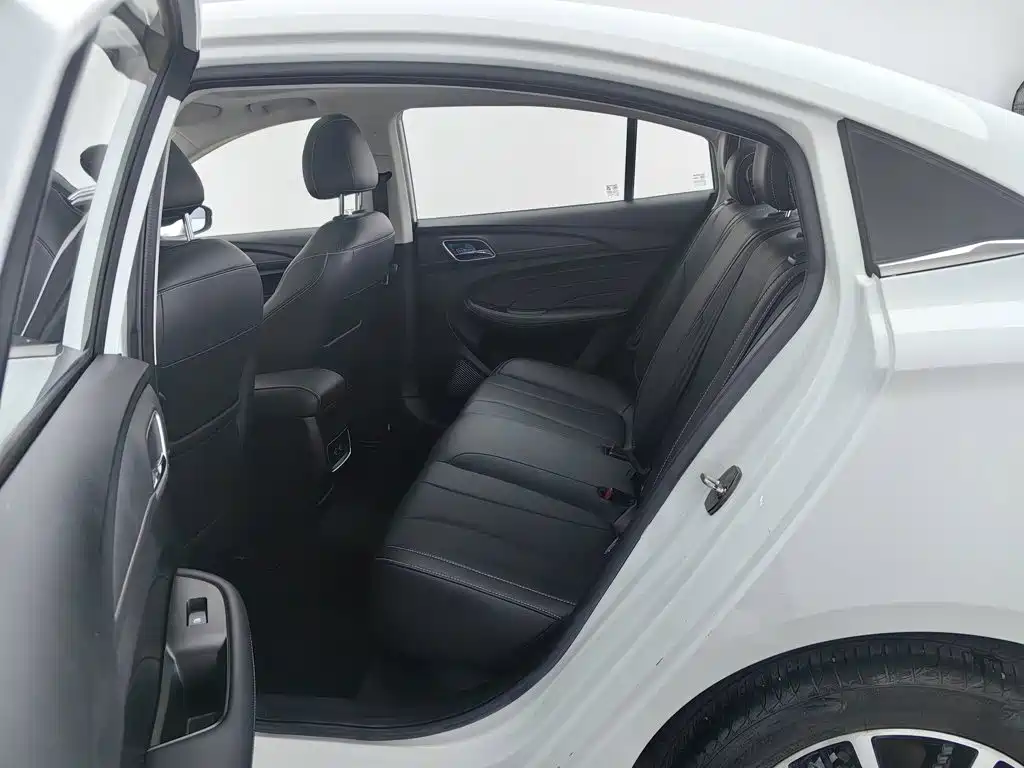 Roewe i5 — миниатюра 15
