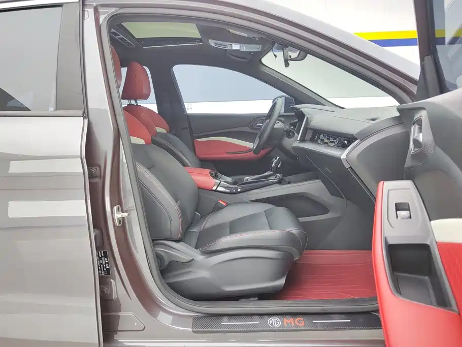 MG MG5 — миниатюра 8