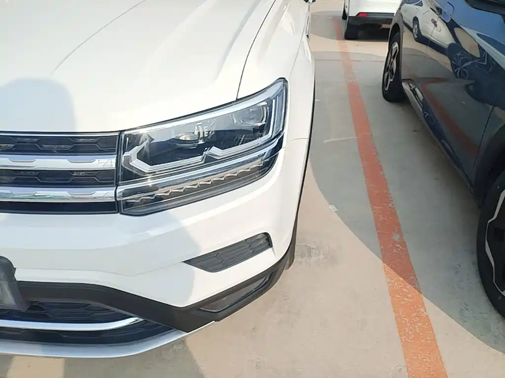 Volkswagen Tharu — миниатюра 24