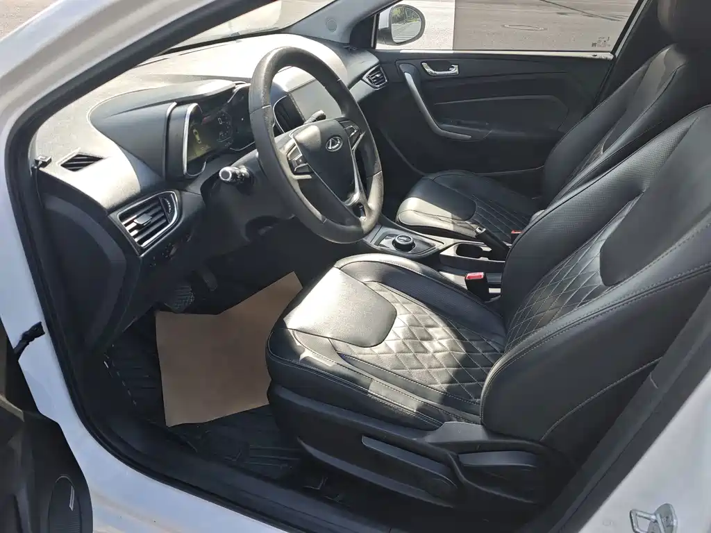 Chery New Energy Arrizo e — миниатюра 4
