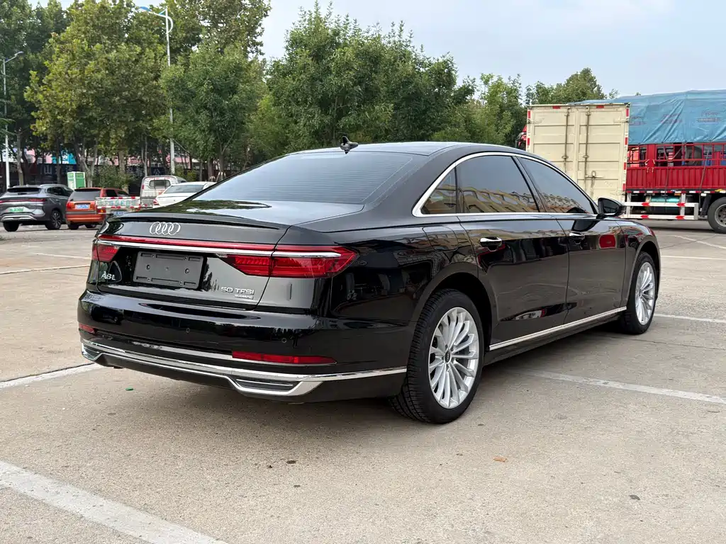 Audi A8 — миниатюра 15
