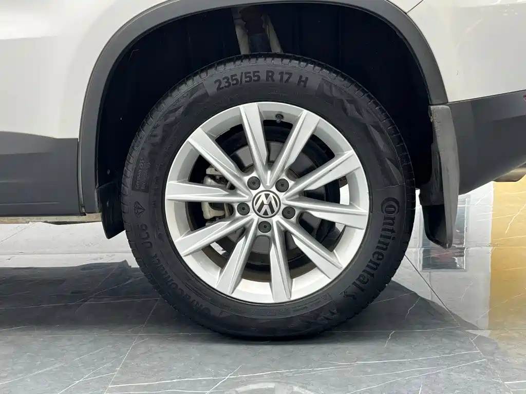 Volkswagen Tiguan — миниатюра 23