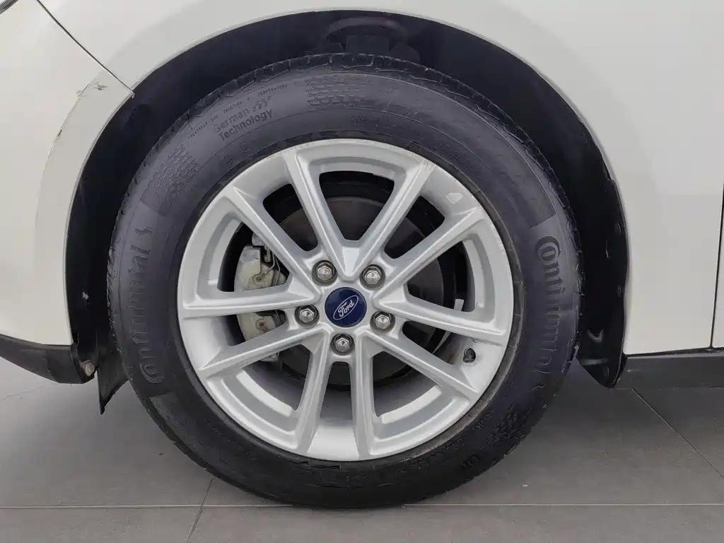 Ford Focus — миниатюра 17
