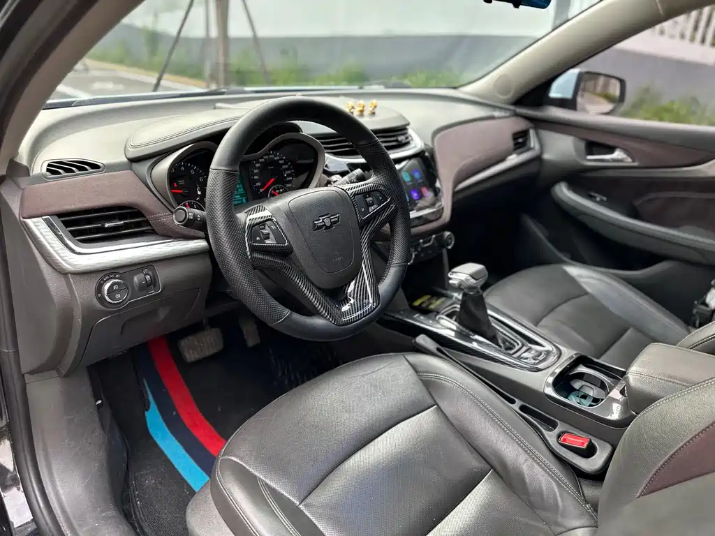 Chevrolet Malibu — миниатюра 10