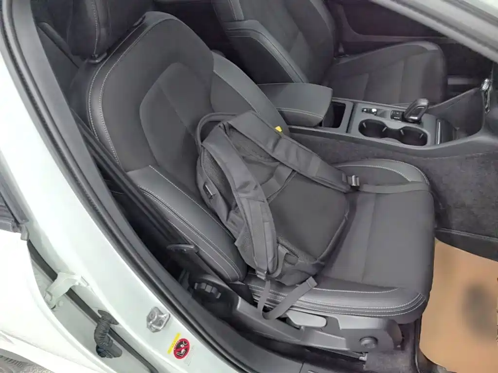 Volvo XC40 — миниатюра 25