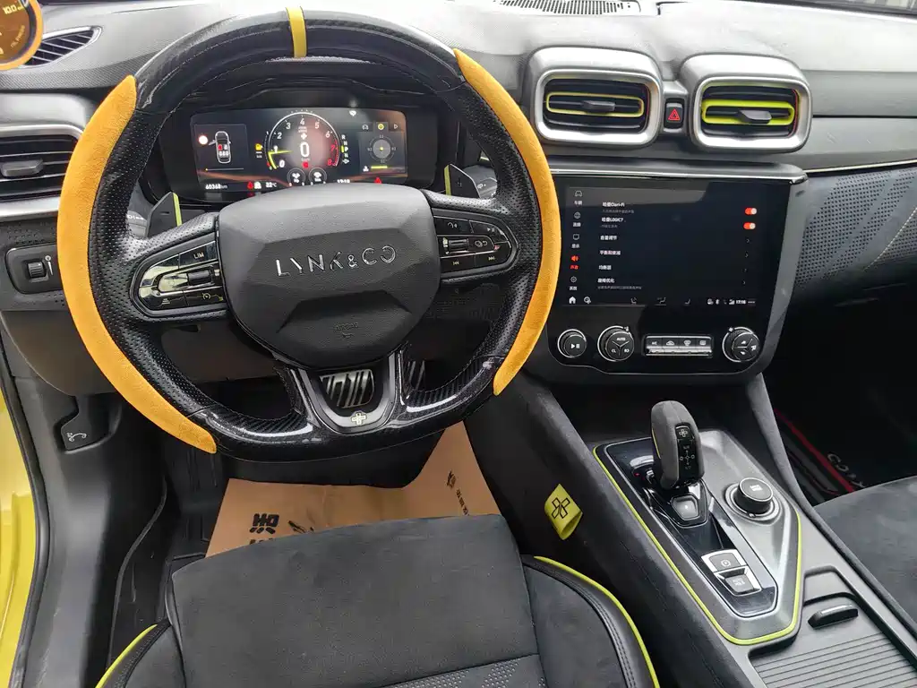 Lynk & Co 03 — миниатюра 14