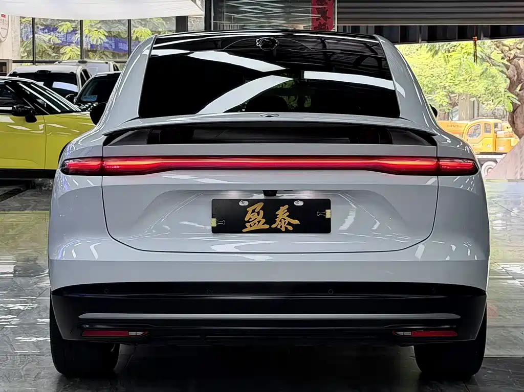 NIO EC6 — миниатюра 6