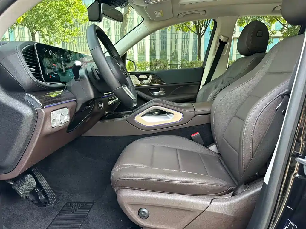 Mercedes-Benz GLE (Import) — миниатюра 14