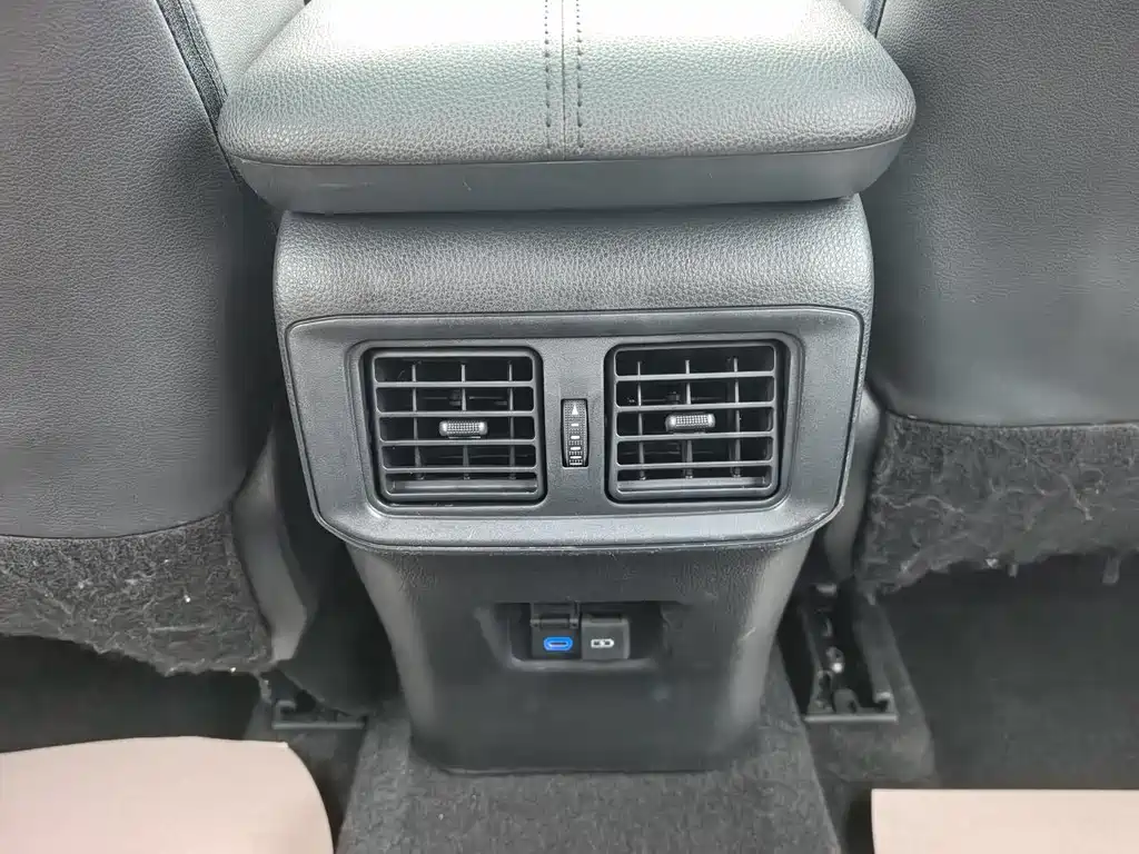 Toyota RAV4 — миниатюра 15