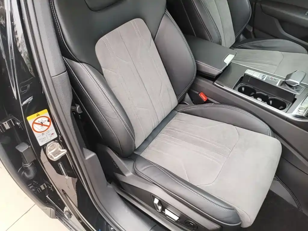 Audi A6L — миниатюра 25