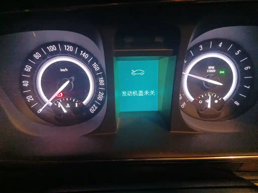Buick GL8 — миниатюра 7